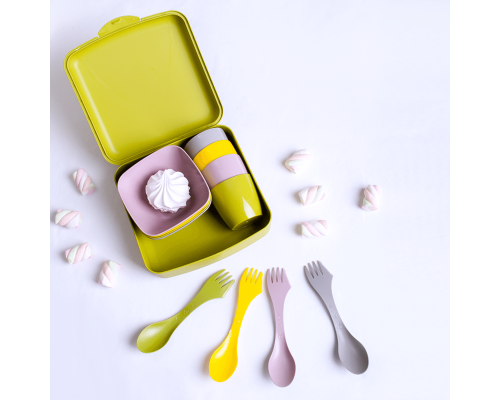 Набір посуду "Веселий пікнічок" на 4 персони (кольоровий)